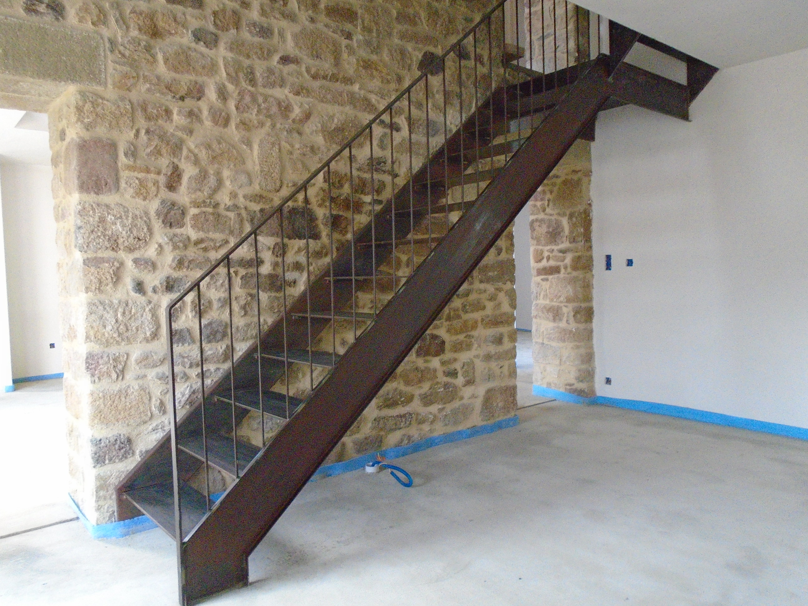 escalier droit en métal Arradon