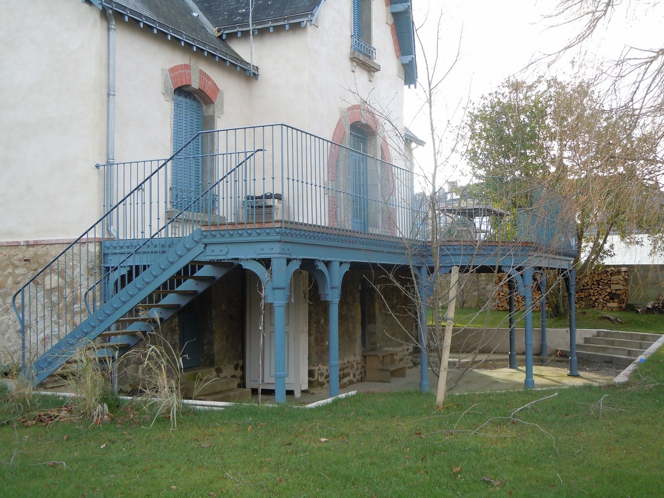 terrasse, garde-corps et escalier