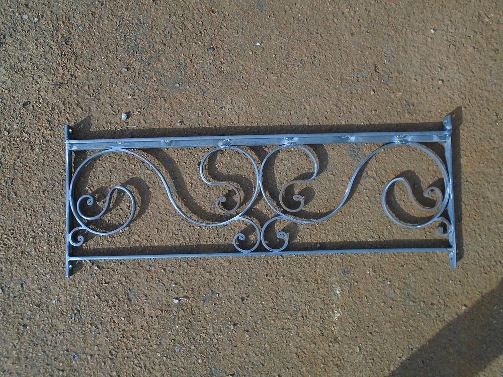 Appui de fenetre fer forge vannes 2