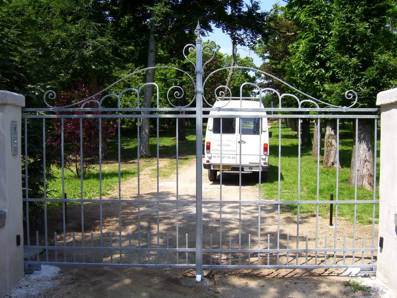 portail fer forgé sur mesure à Vannes Morbihan